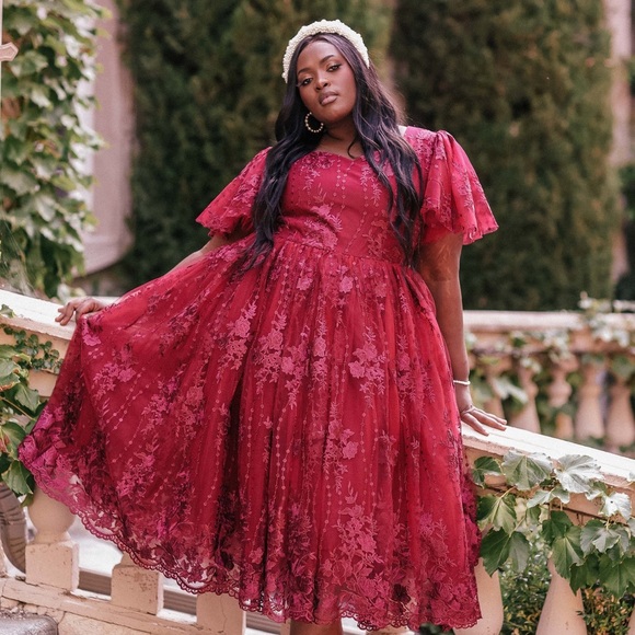 JessaKae Victorian Dress - Picture 2 of 5